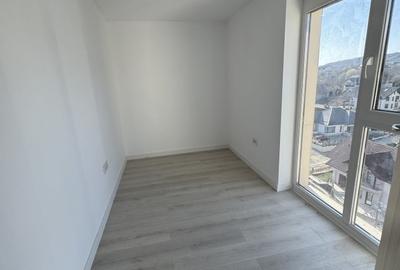 Apartament cu 3 camere decomandat în Cetății - 4