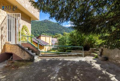 Ultracentral, vila 7 cam, zona Maternitate, 4 parcari, gradina, comision 0% - 40