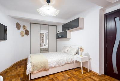 Garsonieră decomandată în Cișmigiu