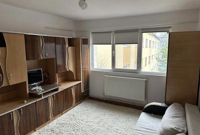 Apartament cu 2 camere nedecomandat în George Enescu - 2