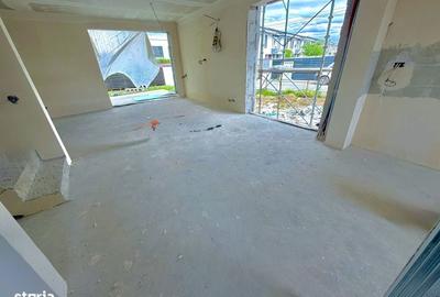 Casă cu 4 camere în Splaiul Unirii - 18