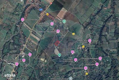 Teren de 2100 mp, în Central