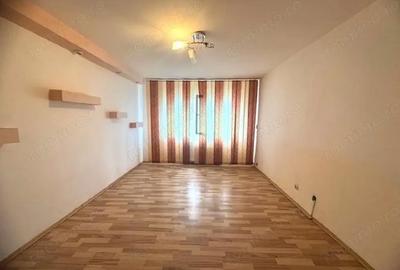 Apartament cu 3 camere decomandat în Central - 6