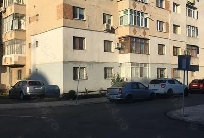Apartament 3 cam. decomandat, Farfuria, et.1, Bloc ITA, 70mp, liber, constructie 1985 - 11