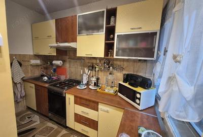 Vand casa 3 camere Moroasa - 15