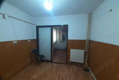 Apartament cu 2 camere decomandat în Calarași 4 - 15