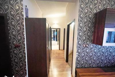 Apartament cu 3 camere în UTA - 2