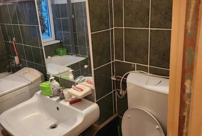 Apartament 3 camere Lalelelor Bacau, 60.000 negociabil - 3