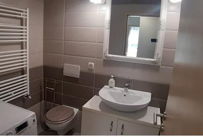 Apartament cu 2 camere decomandat în Tractorul - 10