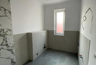 Duplex cu 4 camere cu Canalizare în Lipovei - 6