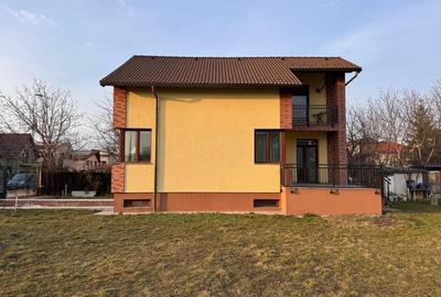 Casă individuală cu 5 camere cu Canalizare în Tractorul - 2