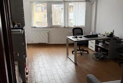 Casă individuală cu 7 camere cu Teren 320 Mp în Pantelimon - 16