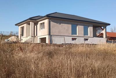 Casă cu 3 camere în Central - 4