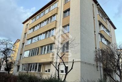 Apartament cu 2 camere decomandat în Central - 4