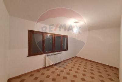 Birou, de 40 mp, în Central - 1