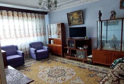 Apartament cu 3 camere decomandat în Central - 2
