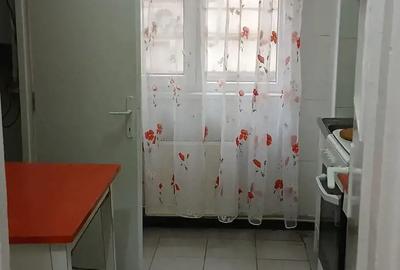 De inchiriat apartament 3 camere - 5