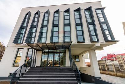 Spațiu comercial, de 38 mp, în Ultracentral - 11