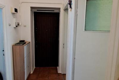 APARTAMENT 2 CAMERE IN BLOC DE 2 ETAJE - 28