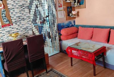 Casă cu 5 camere cu Teren 400 Mp în Central - 2