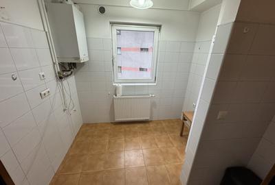 Apartament cu 2 camere semidecomandat în Independenței - 2