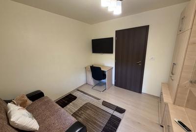 Apartament cu 3 camere semidecomandat în Aradului - 3