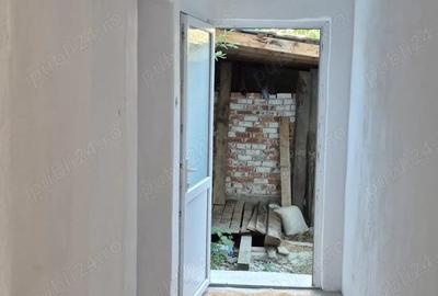 Casă cu 6 camere în Văliug - 3