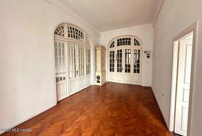 B-dul Carol 59, 222 mpu, 9 camere, etaj 1 din 3, balcoane 14 mp - 6