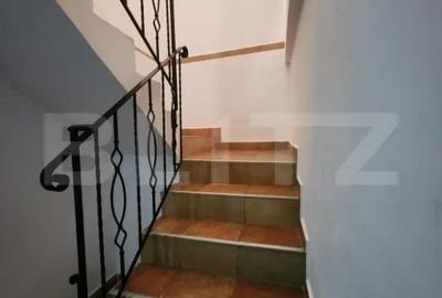Casă cu 5 camere cu Teren 364 Mp în Central - 10