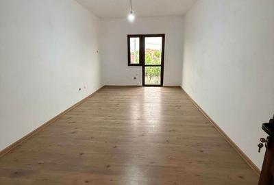 Casă individuală cu 4 camere cu Canalizare în Chercea - 11