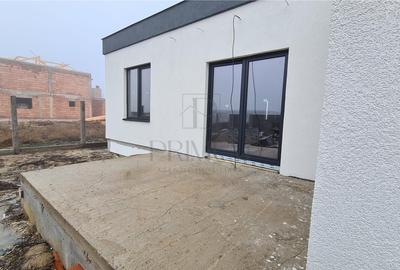 Duplex cu 3 camere cu Teren 310 Mp în Urseni - 1