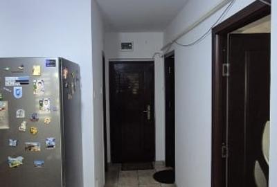 Apartament cu 2 camere decomandat, mobilat în 9 Mai - 2