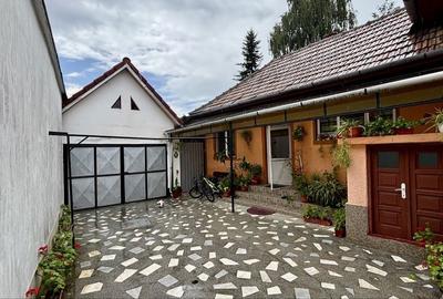 Casă cu 4 camere în Central - 2