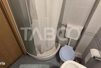 Apartament cu 4 camere semidecomandat în Lupeni - 2