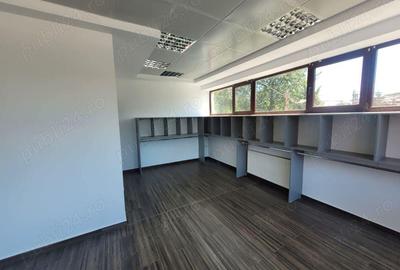 Spatiu comercial (birou, cabinet) Vicovu de Sus, central, parter - 3