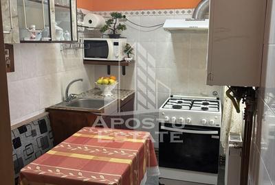 Garsonieră decomandată, mobilată în Buziașului - 4