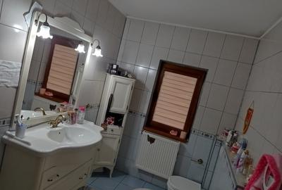 Casa / vila Craiovei , complet mobilata / utilata , finisaje moderne ! - 28
