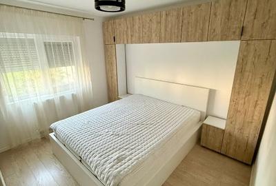 Apartament cu 2 camere decomandat, mobilat în Torontalului