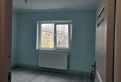 Apartament cu 3 camere în Bradu - 3