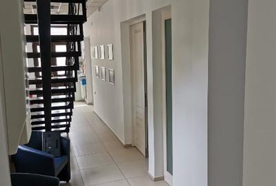 Cladire de birouri central, design deosebit, stare foarte buna, 258mp Cladire de birouri central, design deosebit, stare foarte buna, 258mp - 2