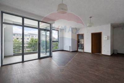 Birou, de 92 mp, în Central - 2