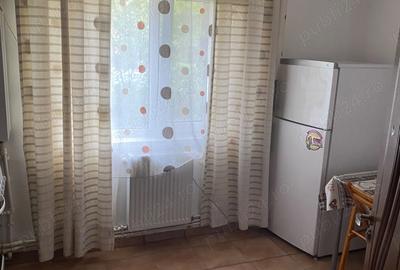 Garsonieră decomandată în 1 Decembrie - 8