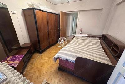 Apartament cu 4 camere decomandat în Central - 3