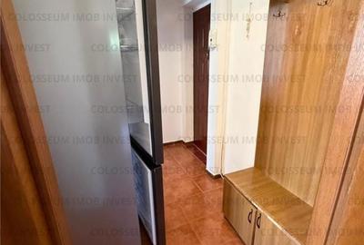Apartament cu 3 camere semidecomandat în Florilor - 3