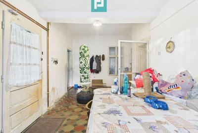 Casă cu 8 camere de renovat în Pârneava - 3