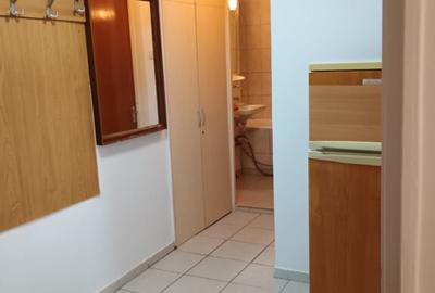 Apartament cu 2 camere de inchiriat, zona 1 Decembrie 1918, proprietar - 8