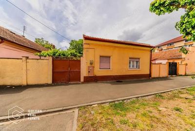 Casa cu teren generos de 1095 mp Parneava comision 0%