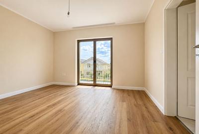 Duplex cu 4 camere cu Canalizare în Giroc - 11