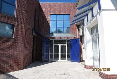 Proprietar -spre inchiriere imobil polivalent , spatiu comencial -475mp - 3