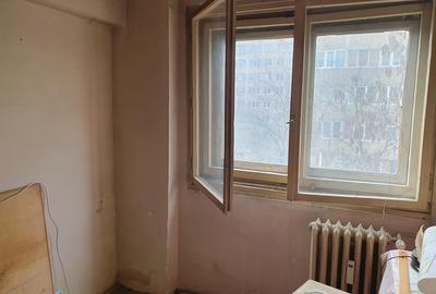 Drumul Taberei, Valea Ialomitei, vanzare 3 camere dec., 4/10, bl. '78 - 8